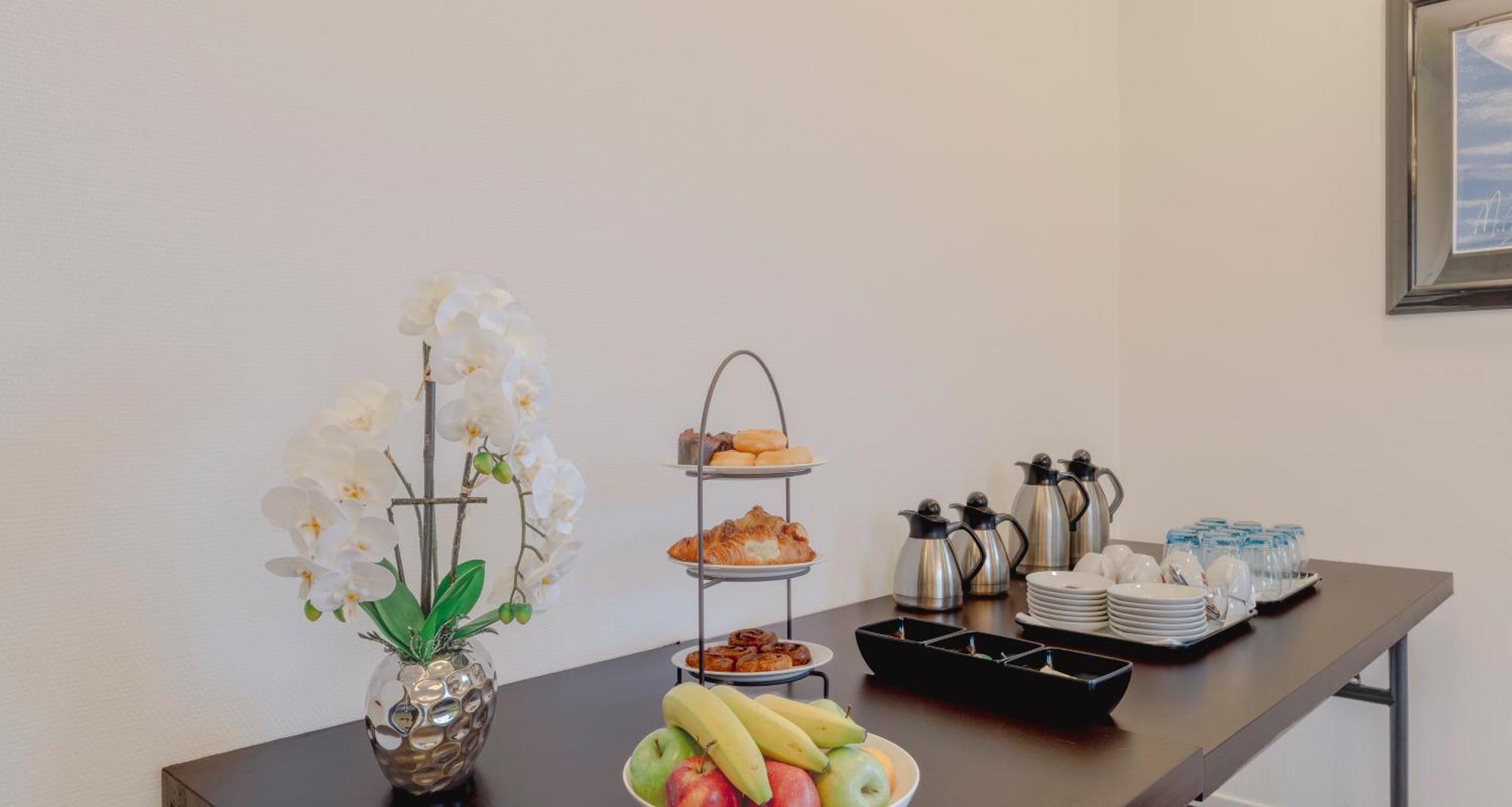 Plaza Premium Grand Winston Hotel Rijswijk Luaran gambar
